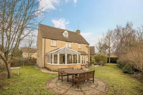 1 Blenheim Close, Upper Rissington, Cheltenham, GL54 2QX