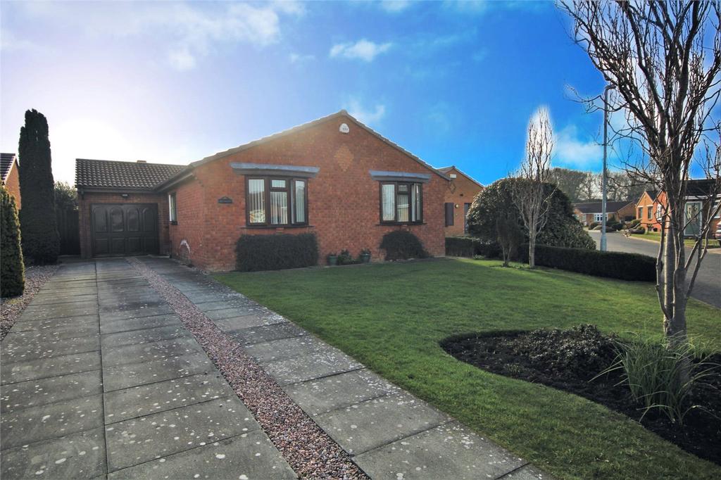 Ashdale Park, Greasby, Wirral, CH49 3 bed bungalow for sale £355,000