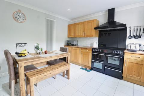 1 Ash Mews, Bradford, BD10 0BW