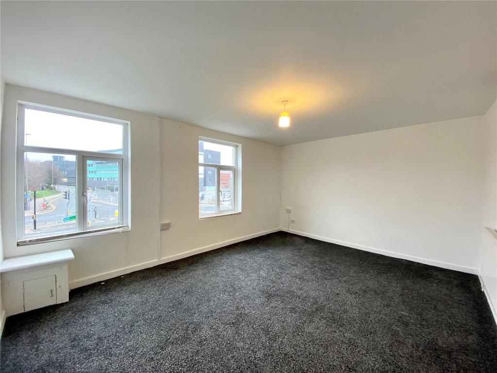 Montague Street, Blackburn... 2 bed apartment £450 pcm (£104 pw)