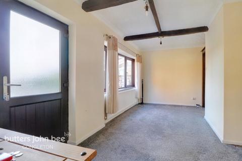 12 Coniston Avenue, Congleton, CW12 4LY