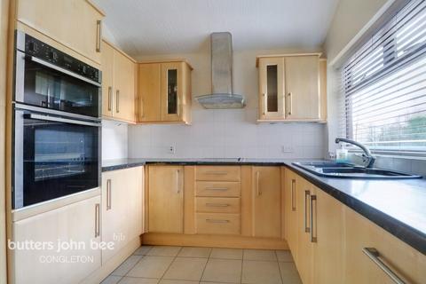 12 Coniston Avenue, Congleton, CW12 4LY