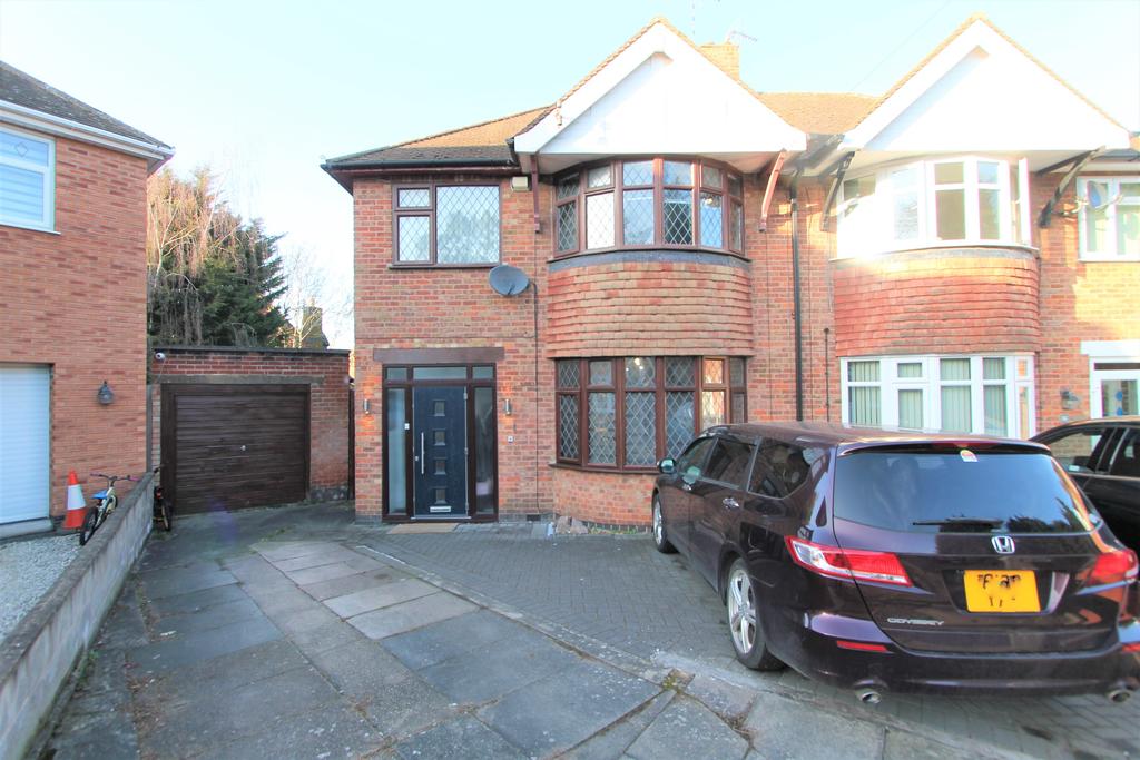 Wintersdale Road, Evington... 3 bed semidetached house £320,000