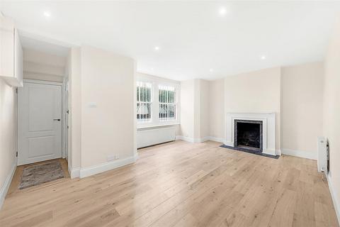 41b Lurline Gardens, London, SW11 4DD