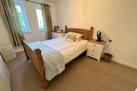 1 bedroom flat for sale, Ferndown