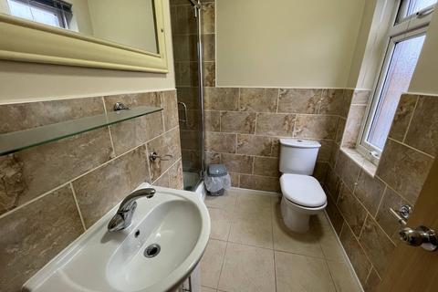Mixed use to rent - Stoke Green, Coventry, West Midlands, CV3