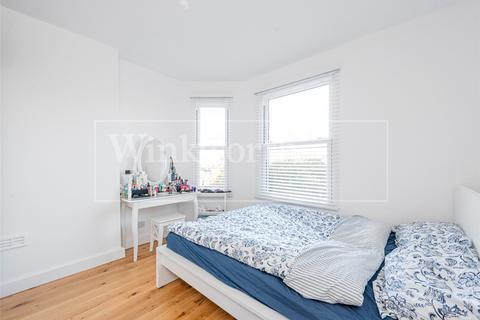 2 bedroom apartment to rent, Herbert Gardens, London, NW10