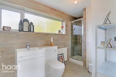 28 Ketts Hill, Necton, Swaffham, PE37 8HX
