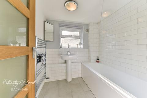 182 Woolwich Road, London, SE7 7RA