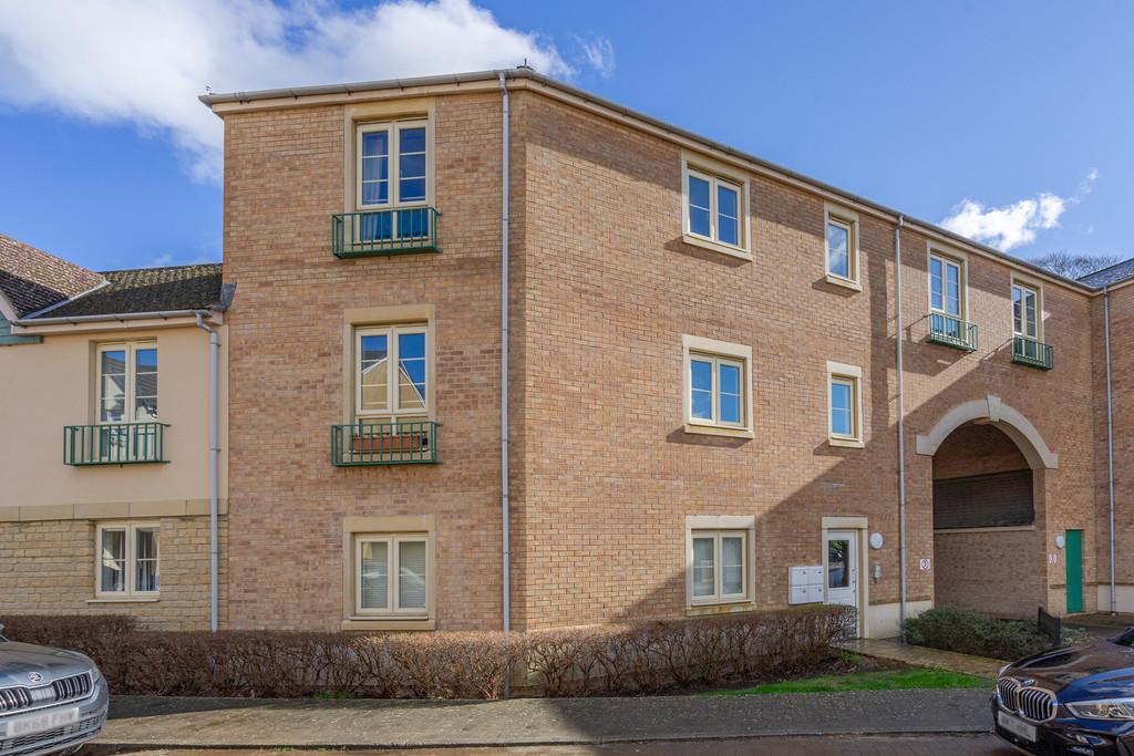 Sir Bernard Lovell Road, Malmesbury 1 bed apartment £675 pcm (£156 pw)