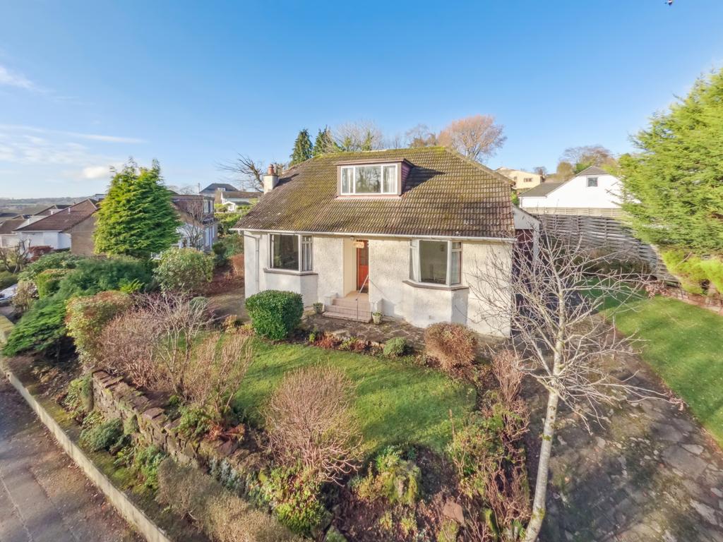 Dougalston Avenue, Milngavie, East Dunbartonshire, G62 6AP 4 bed detached house for sale £395,000