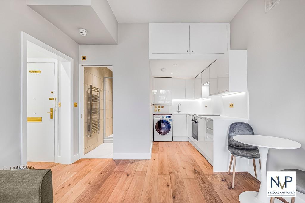Apartment in London - View 2