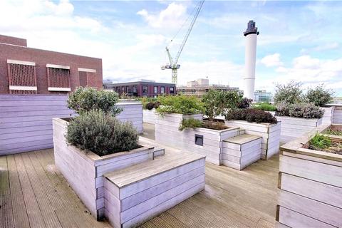 2 bedroom apartment for sale, Material Walk, Hayes, Greater London, UB3