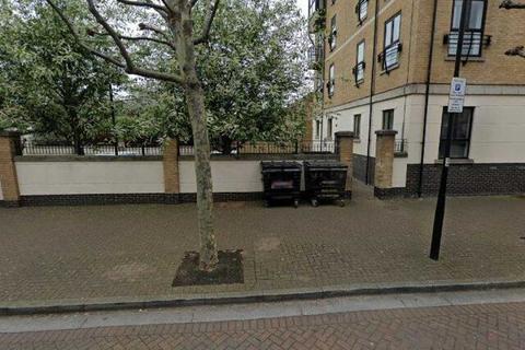 Parking to rent, Beaulieu Avenue, London E16