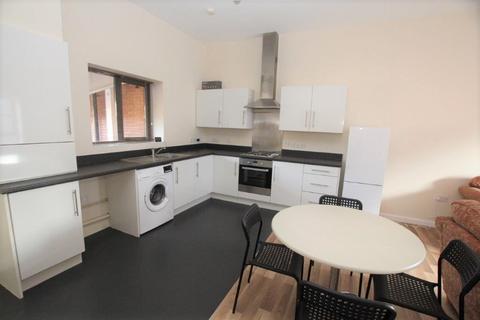 2 bedroom apartment to rent, The Old Post Office , Station Road