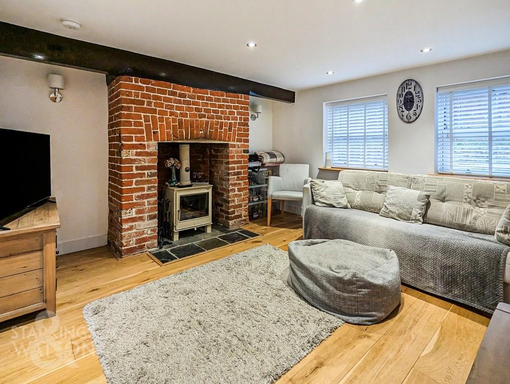 Magdalen Street, Eye 3 bed semidetached house for sale £270,000