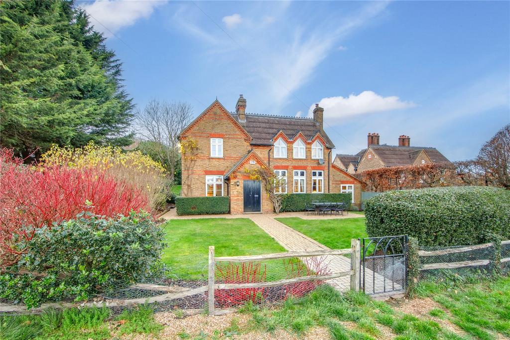 Chandlers Cross, Rickmansworth, Hertfordshire, WD3 4 bed detached house ...