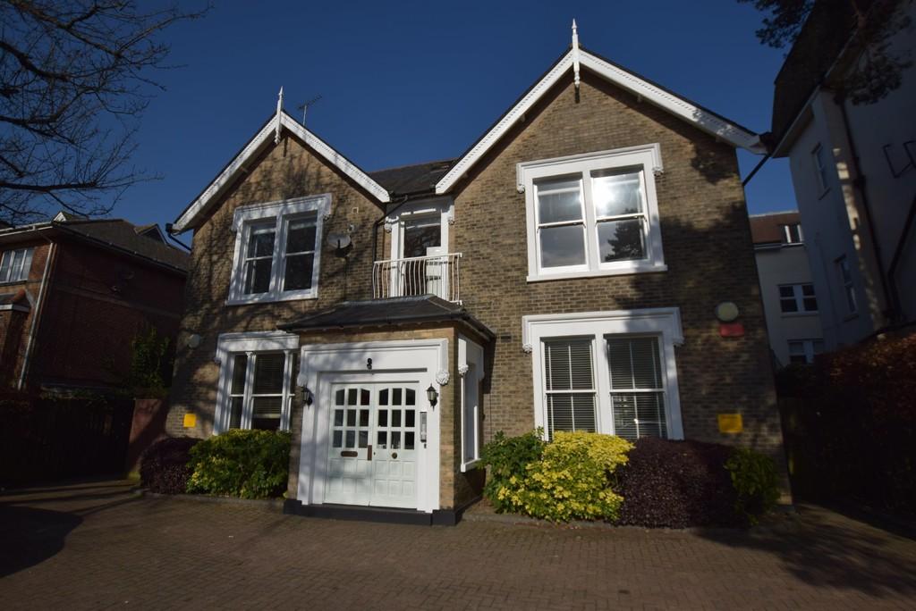 Bramley House, 36 Christchurch Road 2 bed apartment £1,200 pcm (£277 pw)