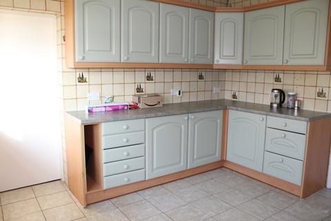 4 bedroom detached bungalow to rent - Wood Lane, Barston