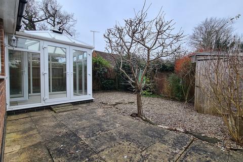 32 Arnold Pitcher Close, North Walsham, NR28 0FG