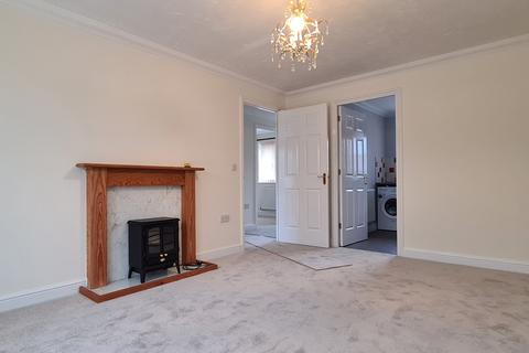 32 Arnold Pitcher Close, North Walsham, NR28 0FG