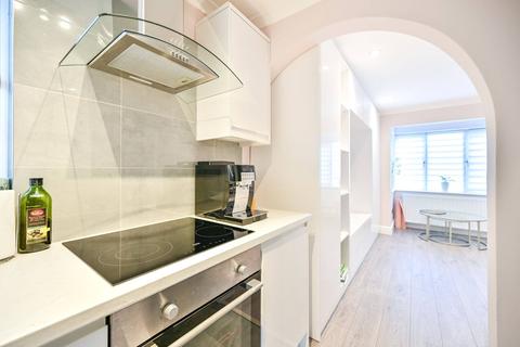 9 Oak Lane, Isleworth, TW7 6HH