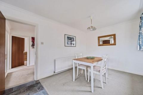 40a Monahan Avenue, Purley, CR8 3BA