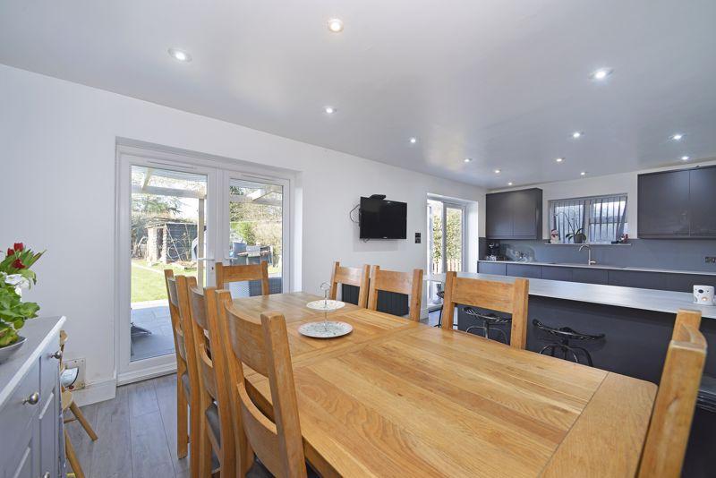 St Nicholas Avenue, Cranleigh 4 bed detached house for sale £825,000