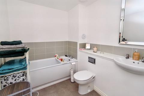 73 Cailhead Drive, Cumbernauld, Glasgow, G68 9FA