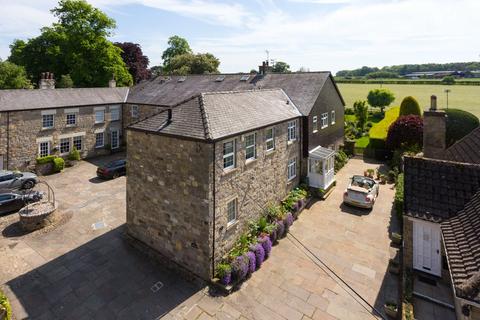 Flat A, The Coach House Sicklinghall Road, Wetherby, LS22 4AF