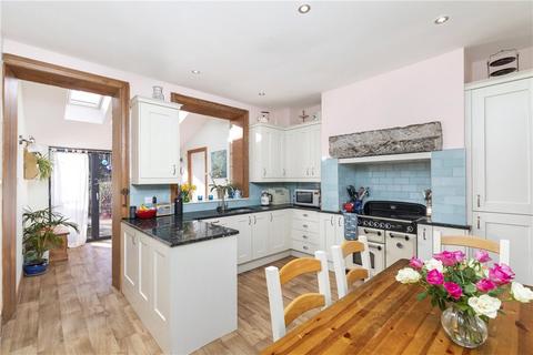 4 bedroom terraced house for sale, Farr Royd, Burley In Wharfedale, Ilkley, West Yorkshire, LS29