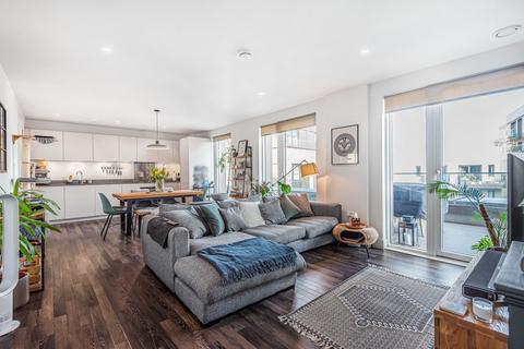 3 bedroom apartment to rent, Arbor House, London, SE14
