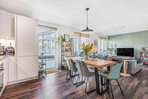 3 bedroom apartment to rent, Arbor House, London, SE14