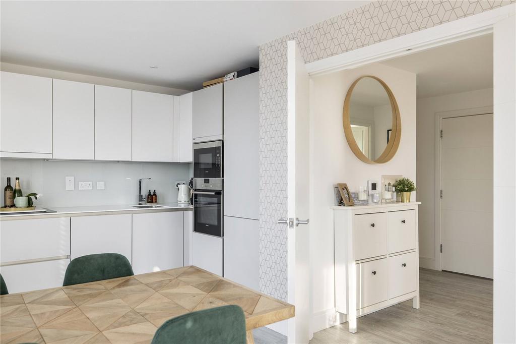 Kitchen/Dining Area