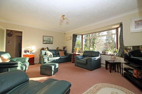 96 Fairdene Road, Coulsdon, CR5 1RF