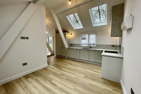 2 bedroom detached bungalow to rent, Overdale Drive, Heaton, Bolton