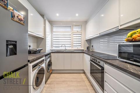 47 Candover Road, Hornchurch, RM12 4TY