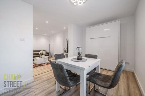 47 Candover Road, Hornchurch, RM12 4TY
