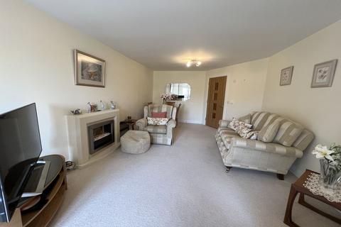 2 bedroom retirement property for sale - Monmouth Road, Abergavenny, NP7