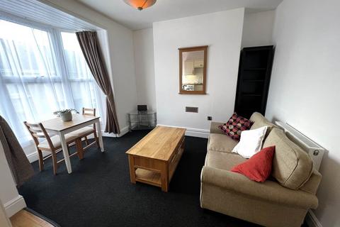 2 bedroom flat to rent - Flat 2, 40 Portland Road, Aberystwyth,
