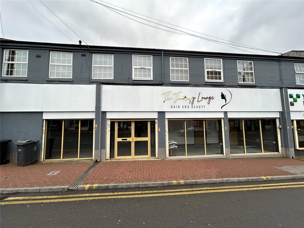 Three Shires Oak Road, Smethwick, B67 Retail property (high street) £