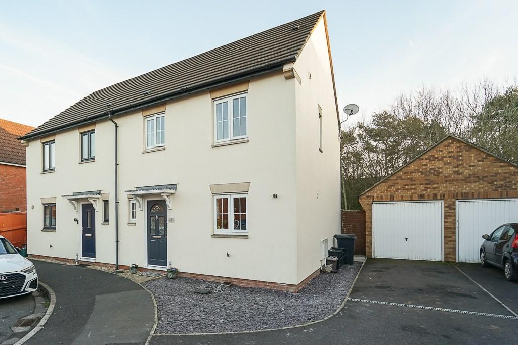 Ash Close, St WestonSuperMare, BS22 3 bed semidetached house for sale £292,500