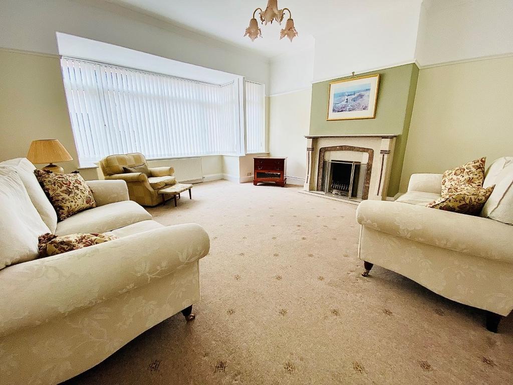 Kirklake Road, Formby, Liverpool, L37 4 bed detached bungalow for sale £695,000