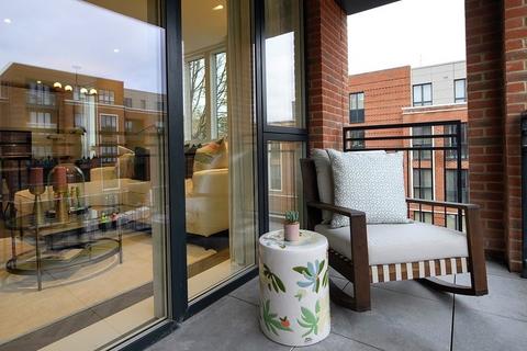 2 bedroom apartment for sale - Lancelot Apartments, Knights Quarter, Winchester, Hampshire, SO22