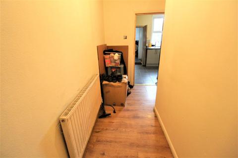 3 bedroom terraced house for sale - London Road, Grays