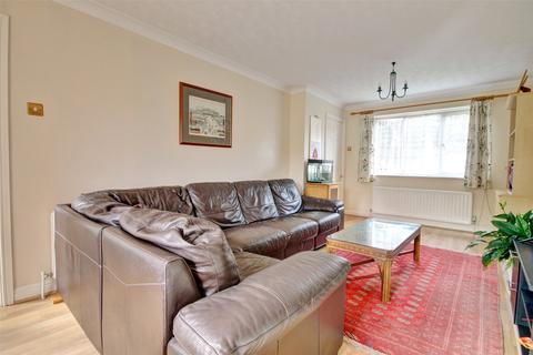 10 Dickens Wynd, Durham, DH1 3QR