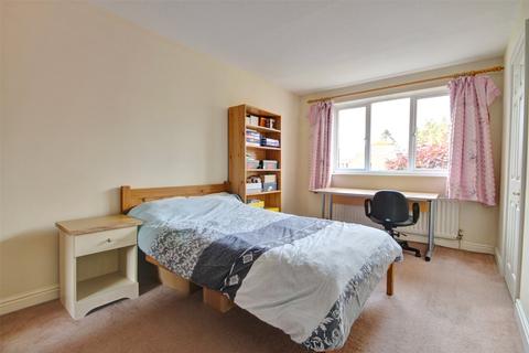 10 Dickens Wynd, Durham, DH1 3QR