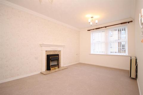 2 bedroom apartment for sale, Meadowfield Park, Ponteland, Newcastle Upon Tyne, Northumberland
