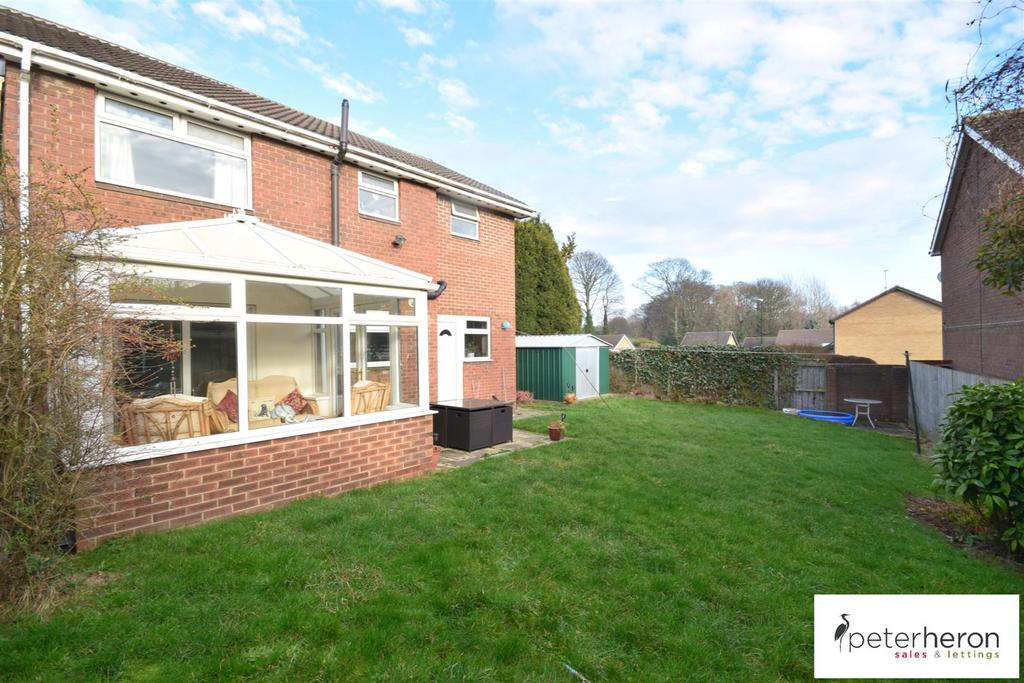 Goldlynn Drive, East Moorside, Sunderland 4 bed semidetached house for