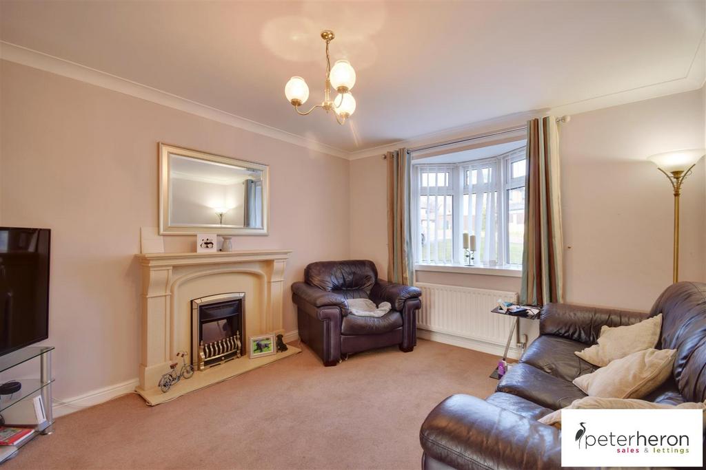 Goldlynn Drive, East Moorside, Sunderland 4 bed semidetached house for